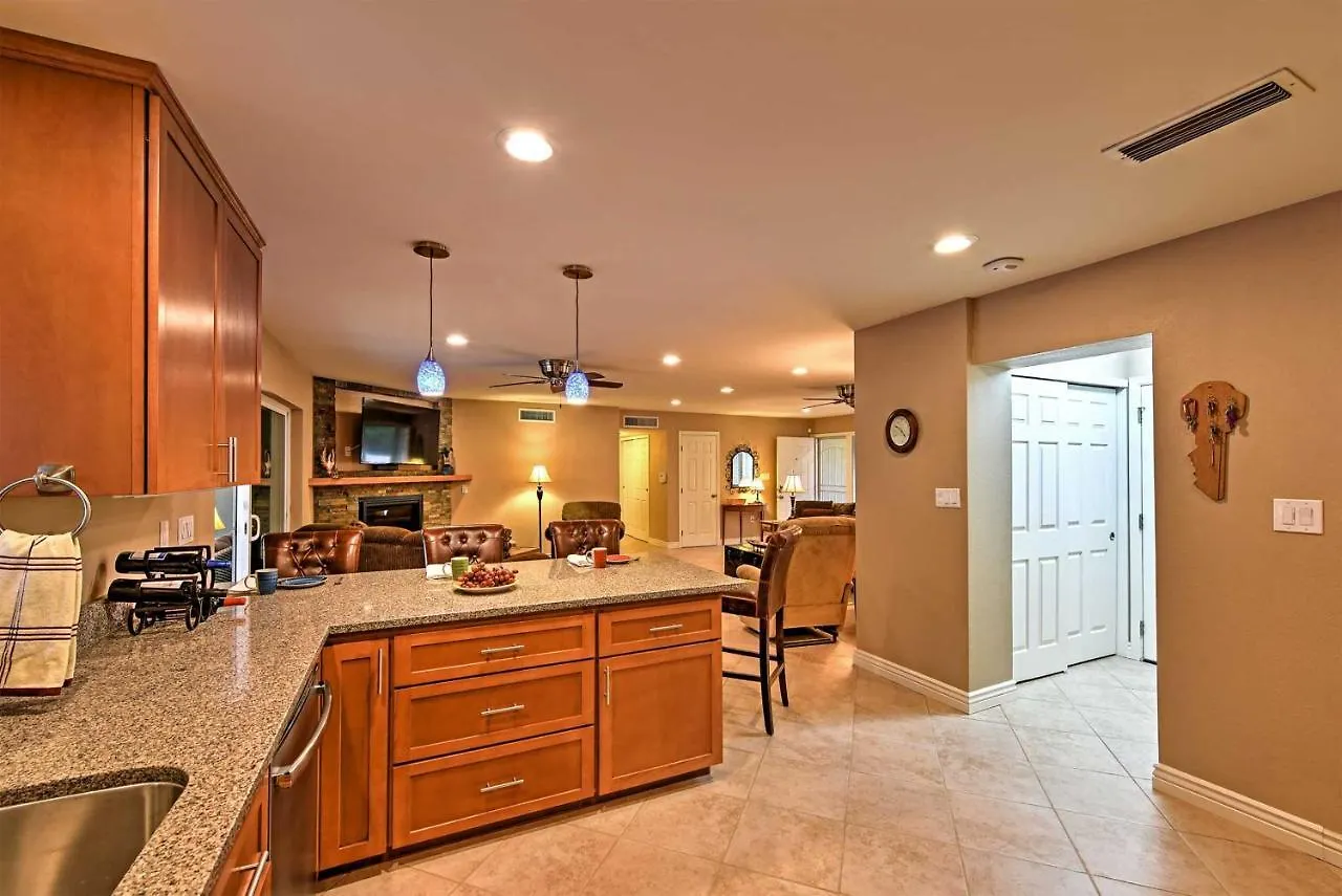 Lovely Phoenix Home With Expansive Patio And Fire Pit! United States